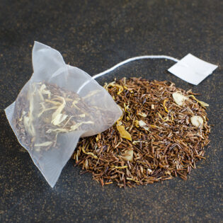 Rooibos Almond Vanilla Pyramid Tea Bag, rooibos almond vanilla loose leaf tea, rooibos vanilla tea, rooibos almond tea, rooibos tea, almond tea, vanilla tea, pyramid tea bag, zentea rooibos almond vanilla